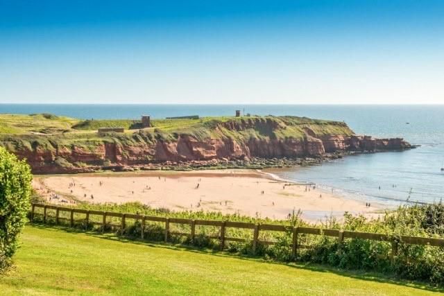 Property photo 3 of 31 Devon Cliffs Location