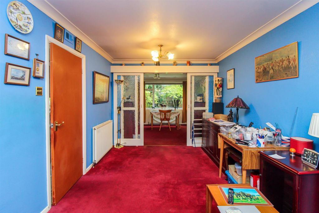 Property photo 3 of 11