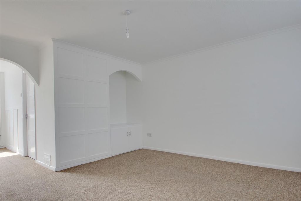 Property photo 2 of 15 Lounge Diner