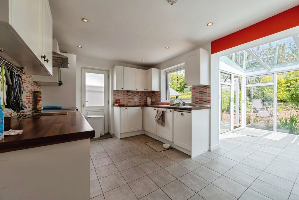 Property photo 2 of 19 Pbox-Img.Jpg