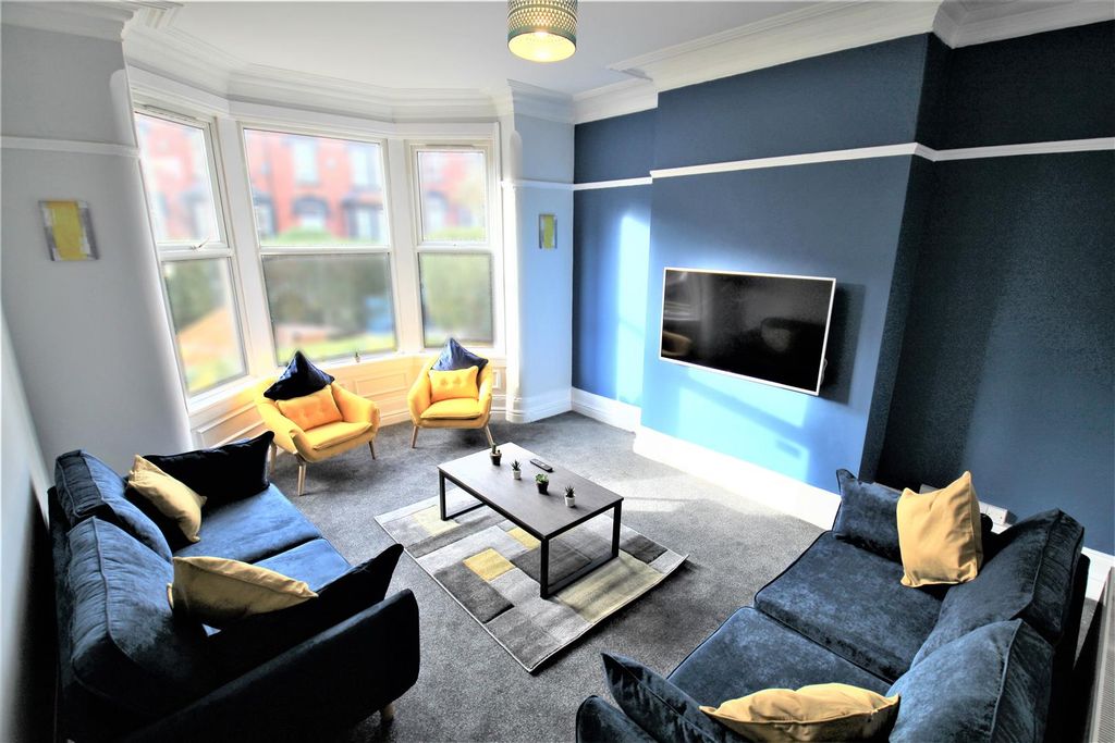 Property photo 3 of 10 Property Photo