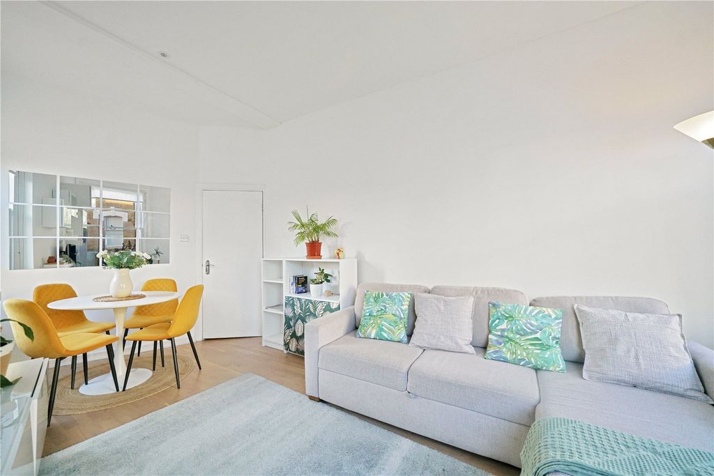 Property photo 1 of 17 Picture No. 29