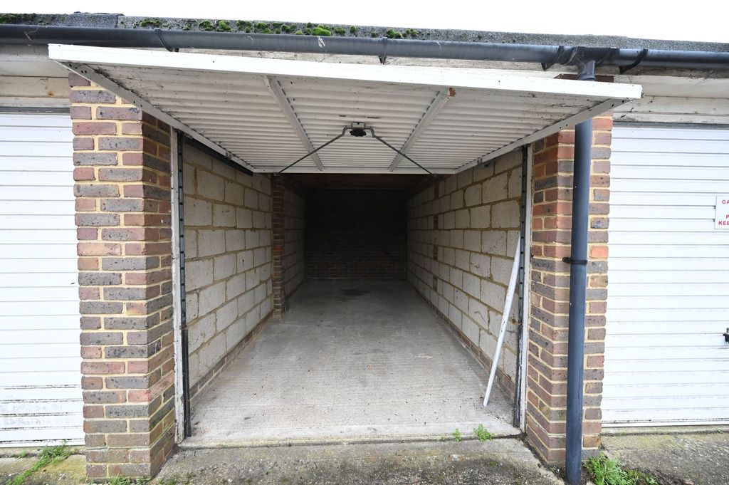 Property photo 2 of 3 Internal