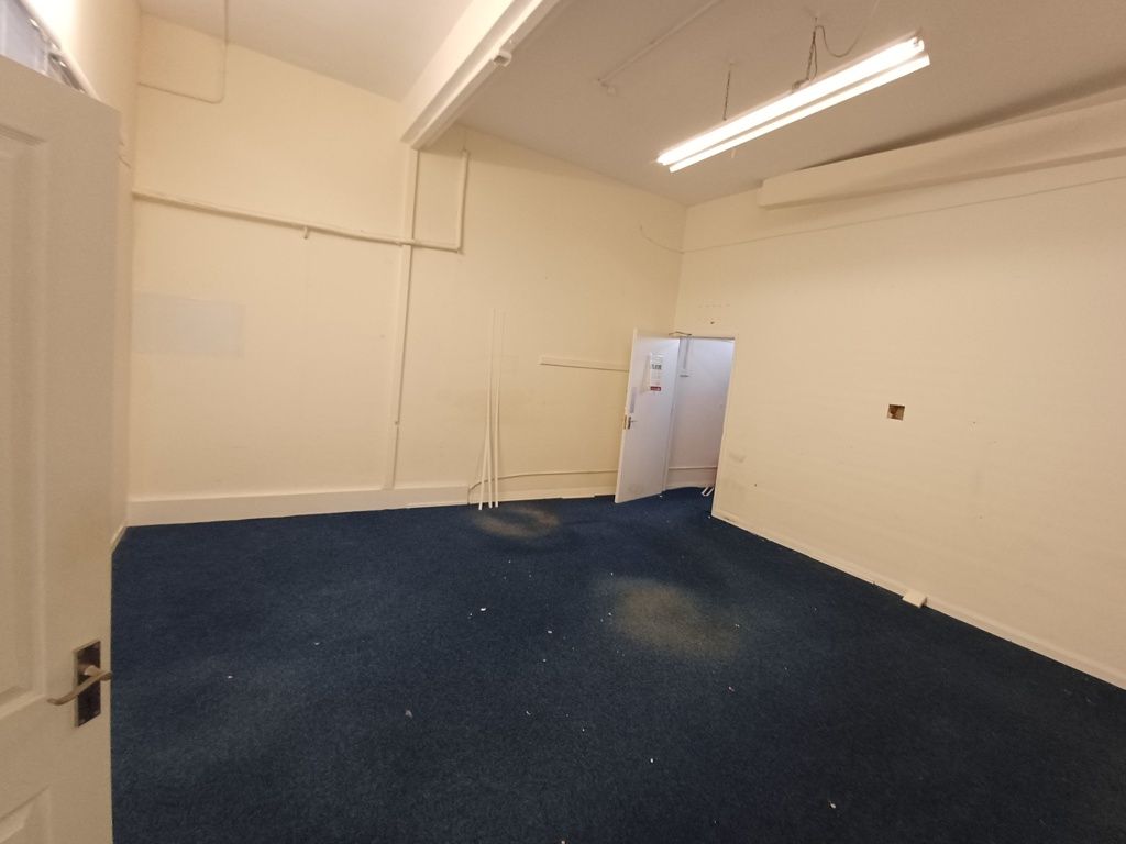 Property photo 3 of 5 Photo 2