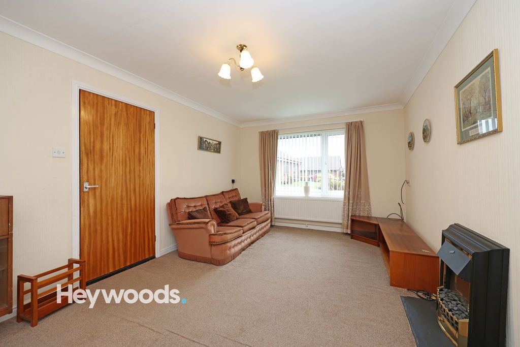 Property photo 3 of 21