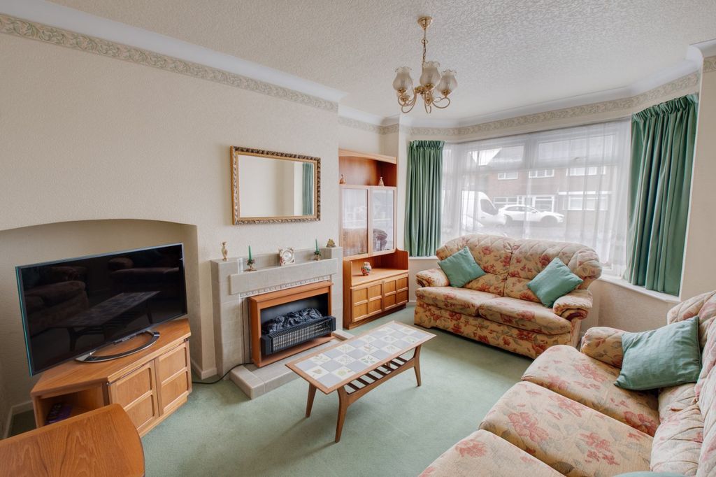 Property photo 3 of 17 Picture No. 11