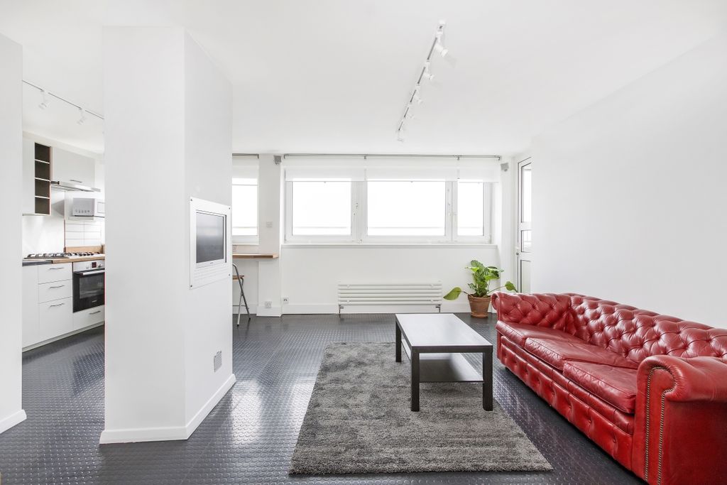 Property photo 1 of 9 1