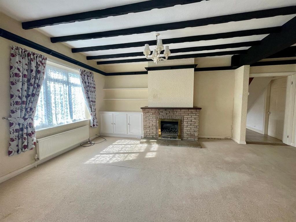 Property photo 2 of 25