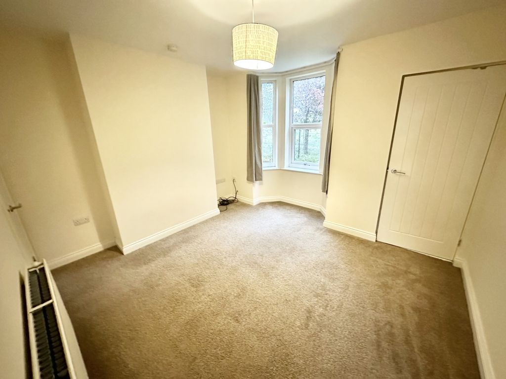 Property photo 3 of 9 Eujf8466