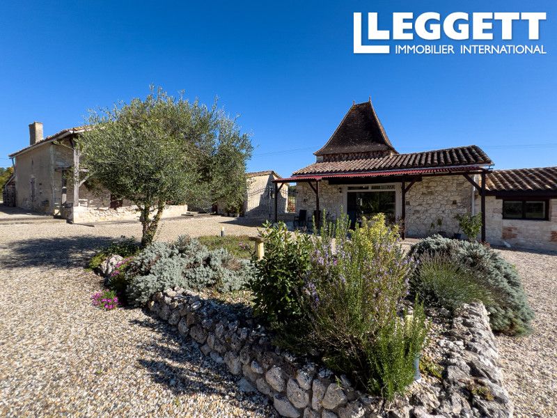 Property photo 2 of 10