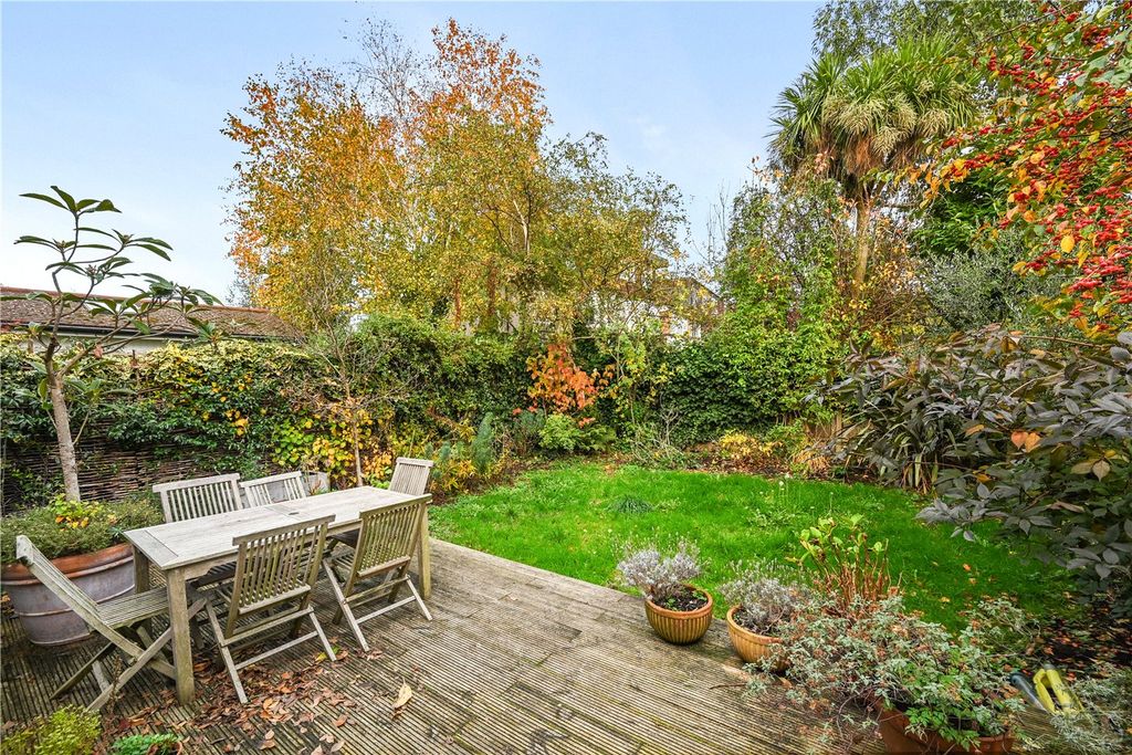 Property photo 3 of 10 Picture No. 04