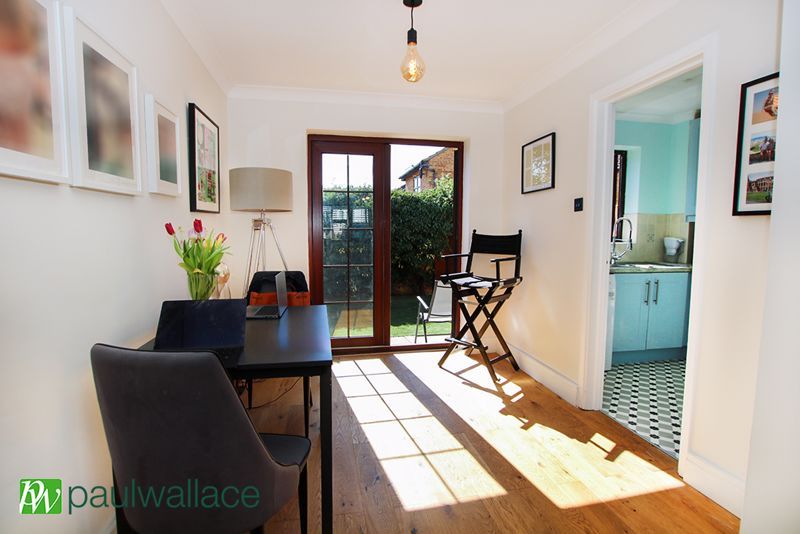 Property photo 3 of 12 Lounge/Dining Area