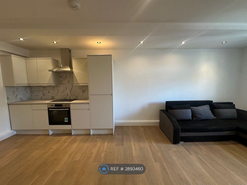 Property photo 1 of 25