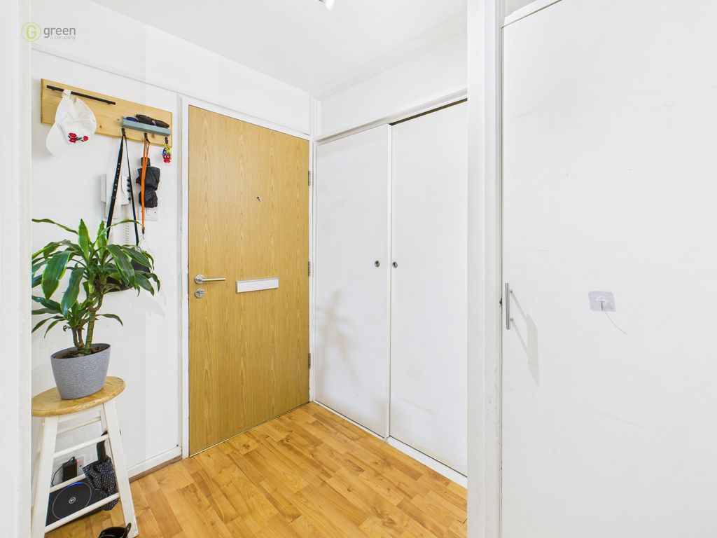 Property photo 2 of 15 Cam05459G0Pr0094Still004