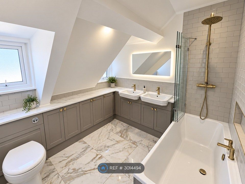 Property photo 3 of 10 Luxuary Bathroom