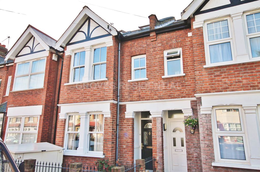 Property photo 1 of 17