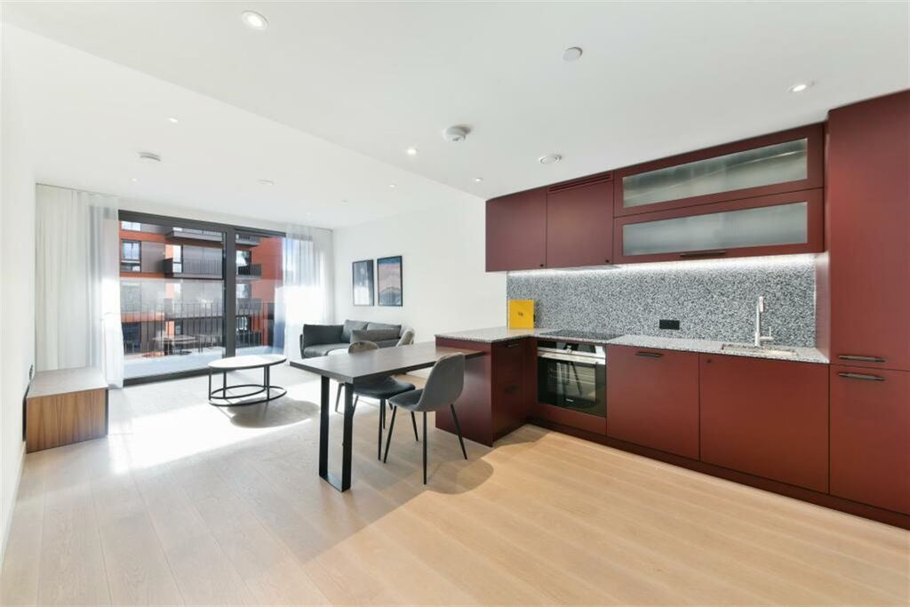 Property photo 1 of 12 (Main)