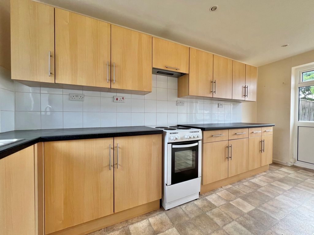 Property photo 1 of 11 Picture No. 12