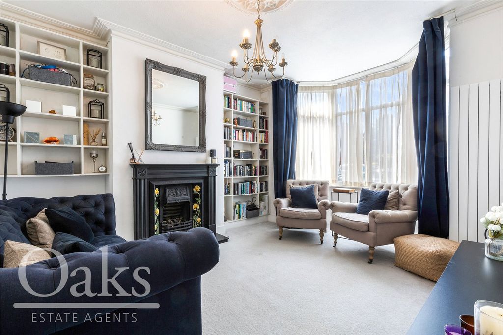 Property photo 3 of 12 Picture No. 02