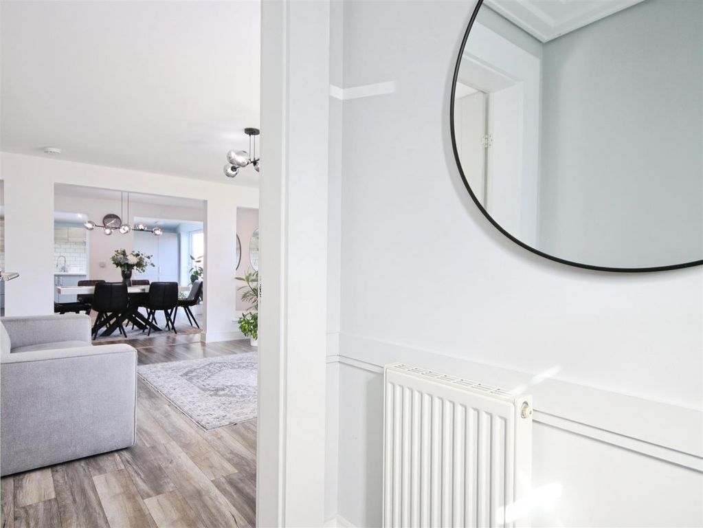 Property photo 2 of 17 c3c66264-Img_5860.Jpg