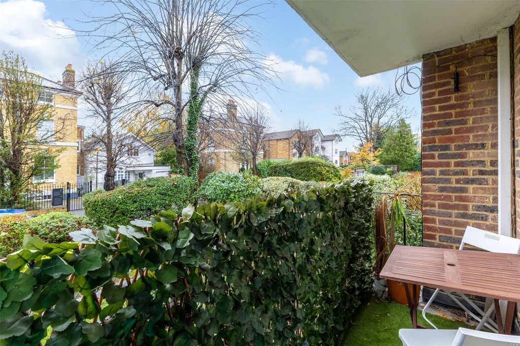 Property photo 2 of 15 Picture No. 20