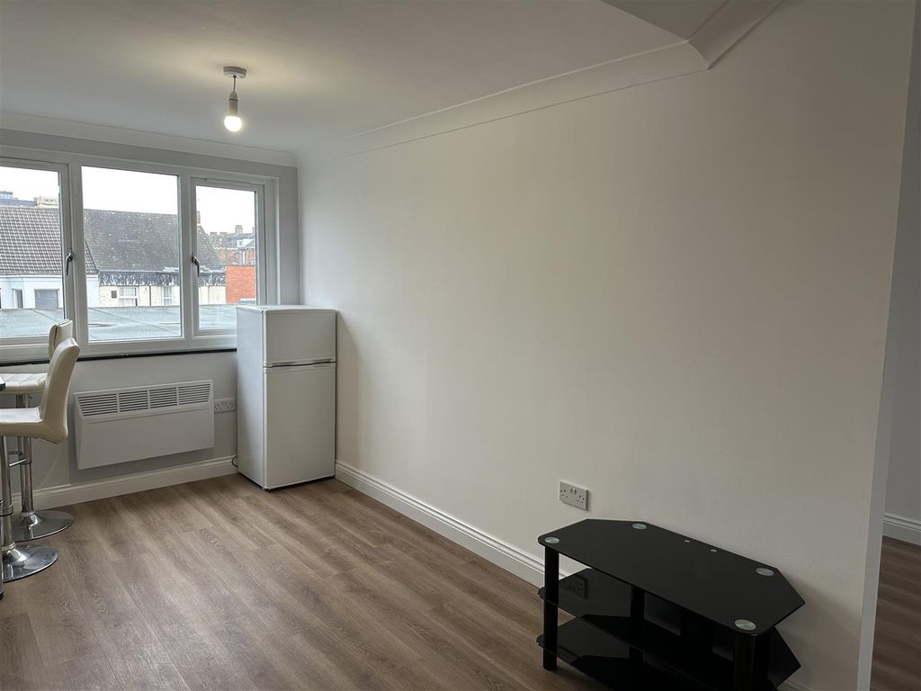 Property photo 3 of 5 Img_0948.Jpg
