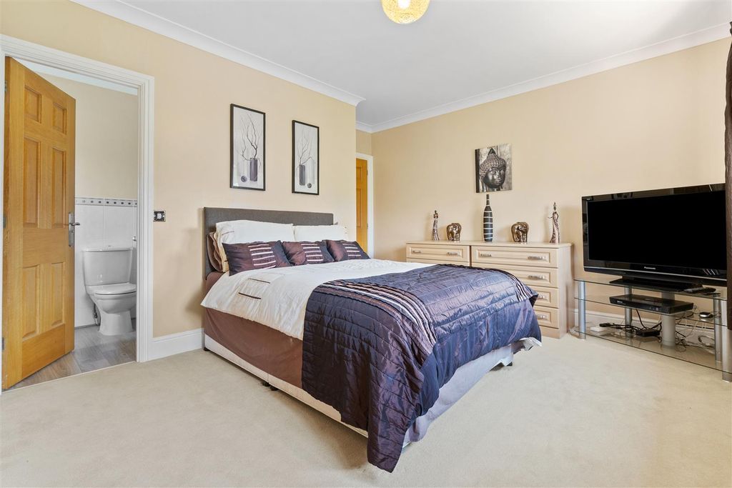 Additional image 29 of 5 bed detached house for saleSnowdrop Road, Hartlepool TS26