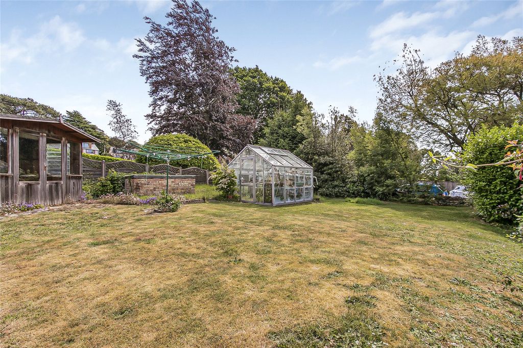Property photo 2 of 29 Garden