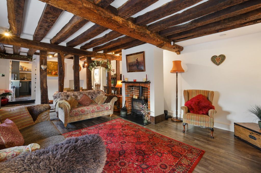 Property photo 3 of 25