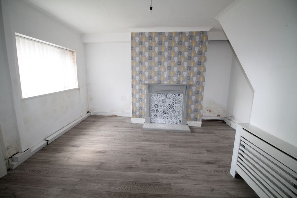Property photo 2 of 9 Img_0252