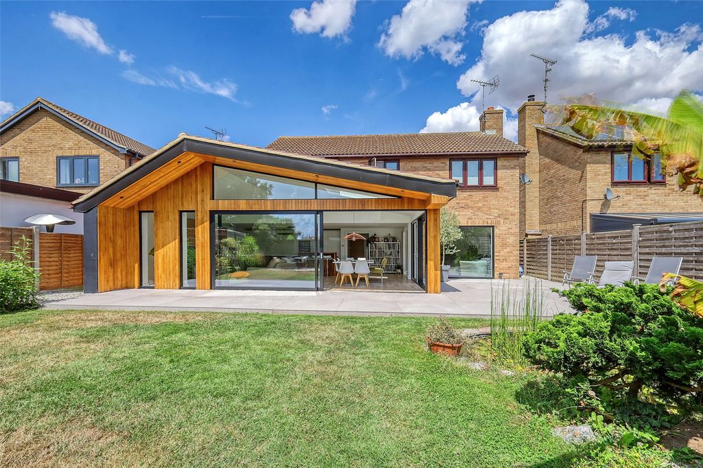 Property photo 1 of 32 Picture No. 33