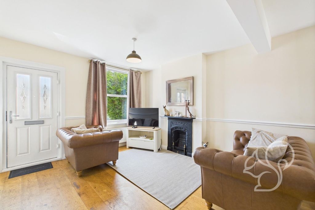 Property photo 2 of 17 Cam01659G0-Pr0485-Still015.Jpg