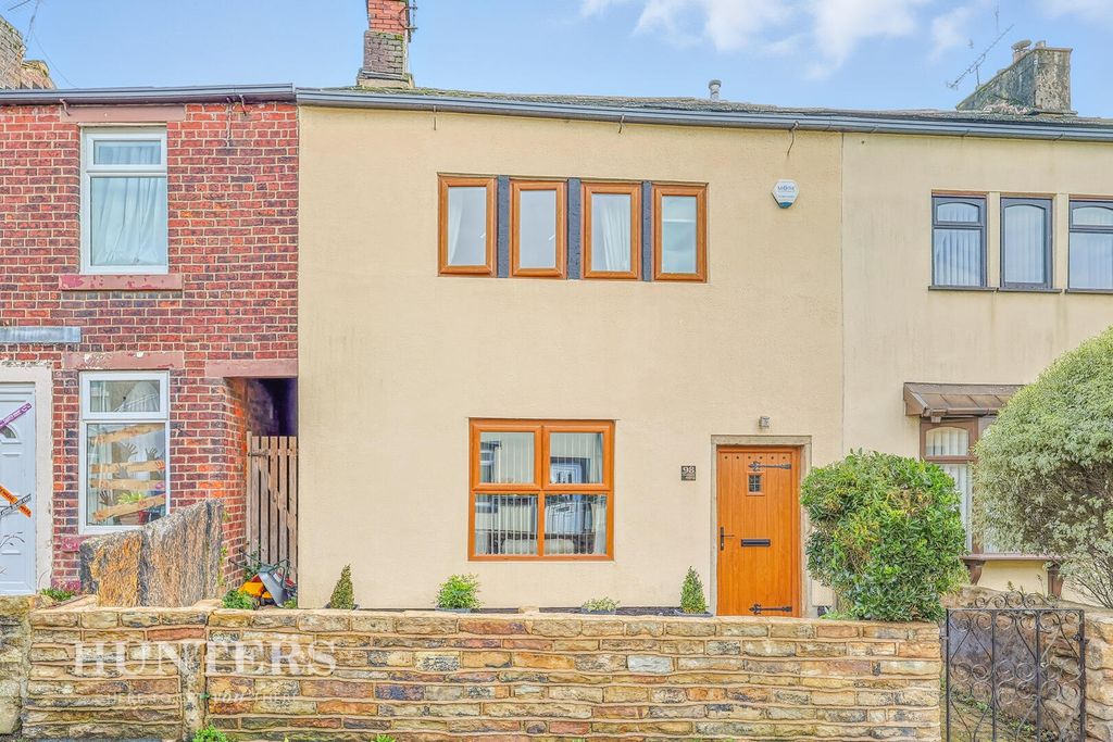 Property photo 1 of 20 Front (Exterior)