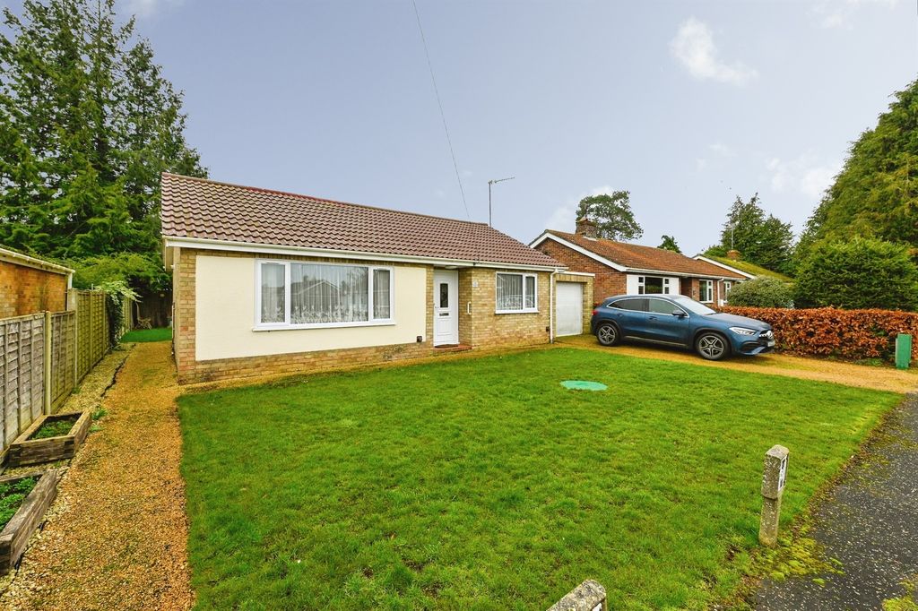 Property photo 1 of 16