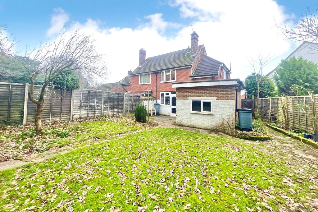 Property photo 2 of 12 Picture No. 02