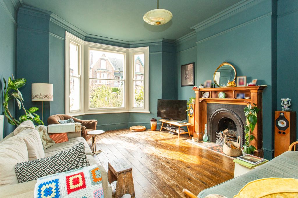 Property photo 2 of 33 Picture 2