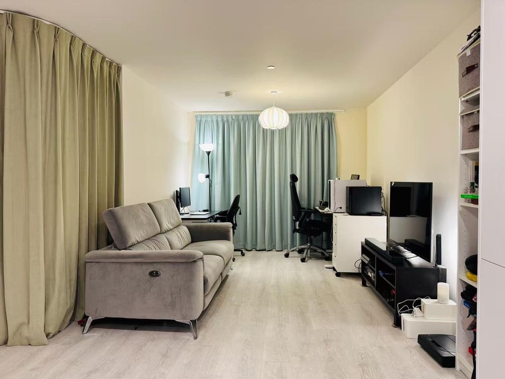 Property photo 3 of 7