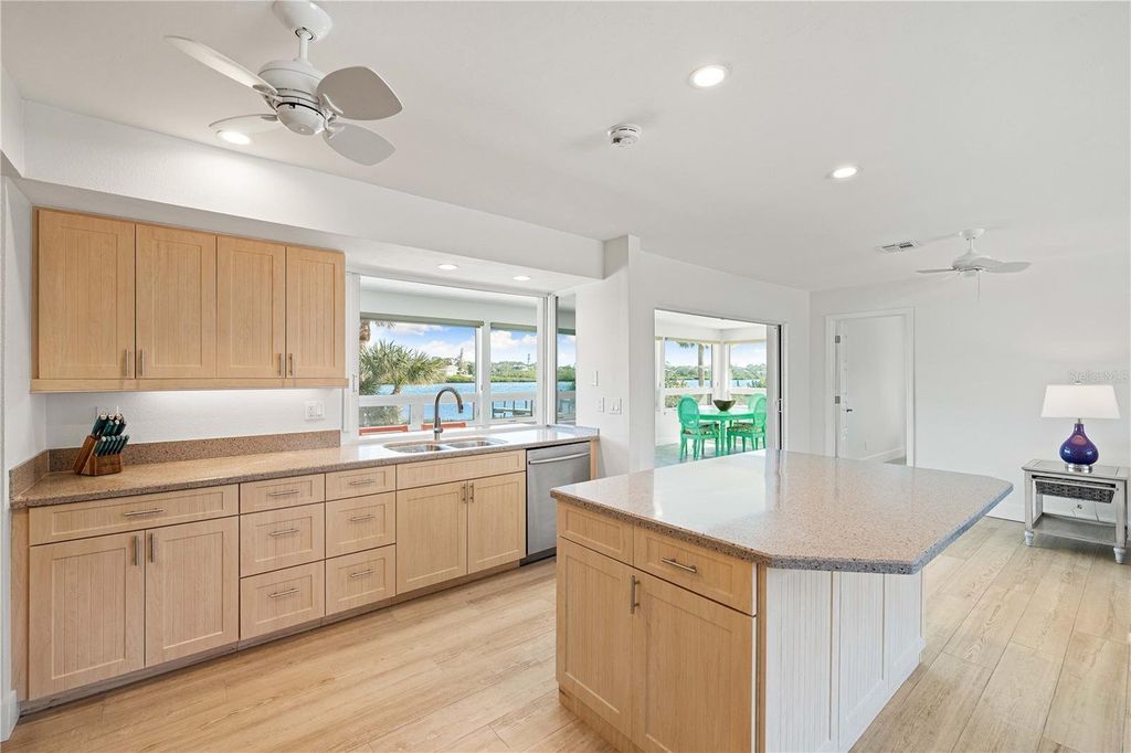 Property photo 2 of 3 <Alttext/>