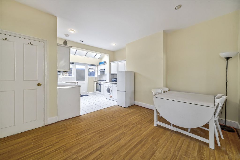 Property photo 3 of 14 Picture No. 35