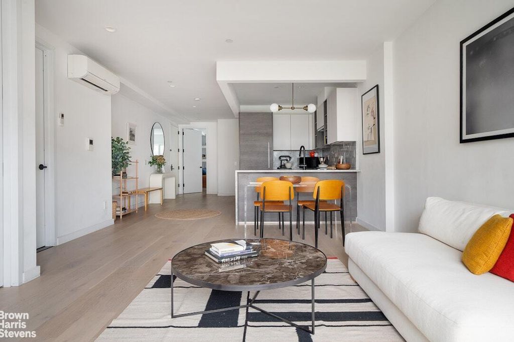 Property photo 3 of 10 <Alttext/>