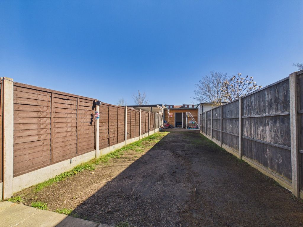 Property photo 3 of 13 Picture No. 08