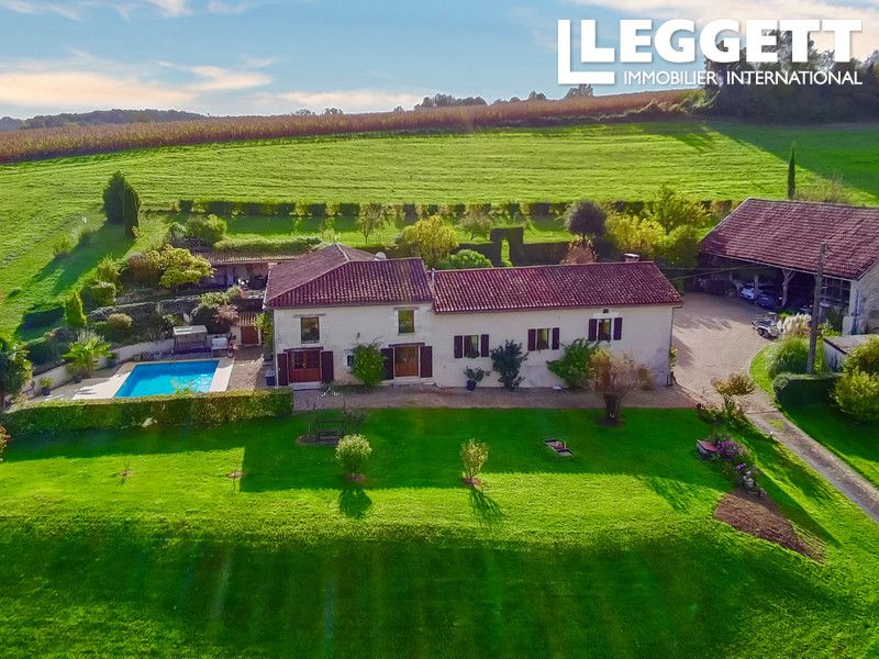 Property photo 2 of 10