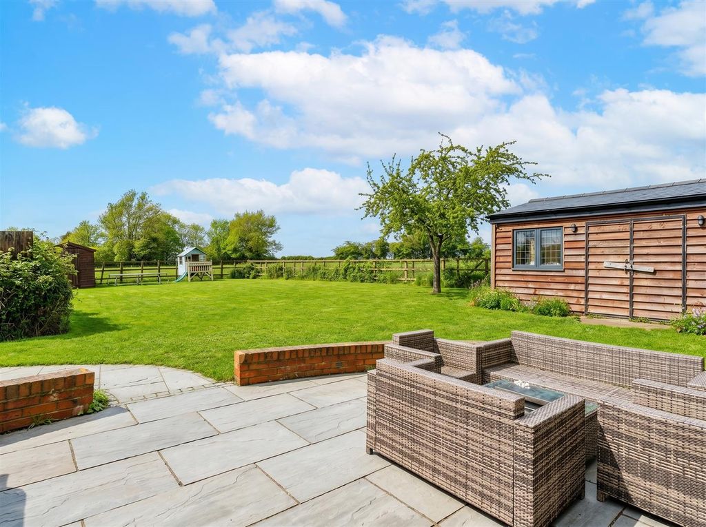 Additional image 2 of 3 bed semi-detached house for saleWater Lane, Sherington, Newport Pagnell MK16