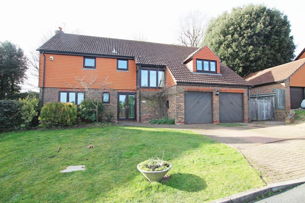 Property photo 1 of 24