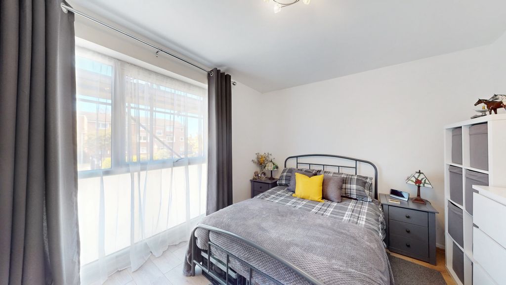 Property photo 2 of 10 5099192