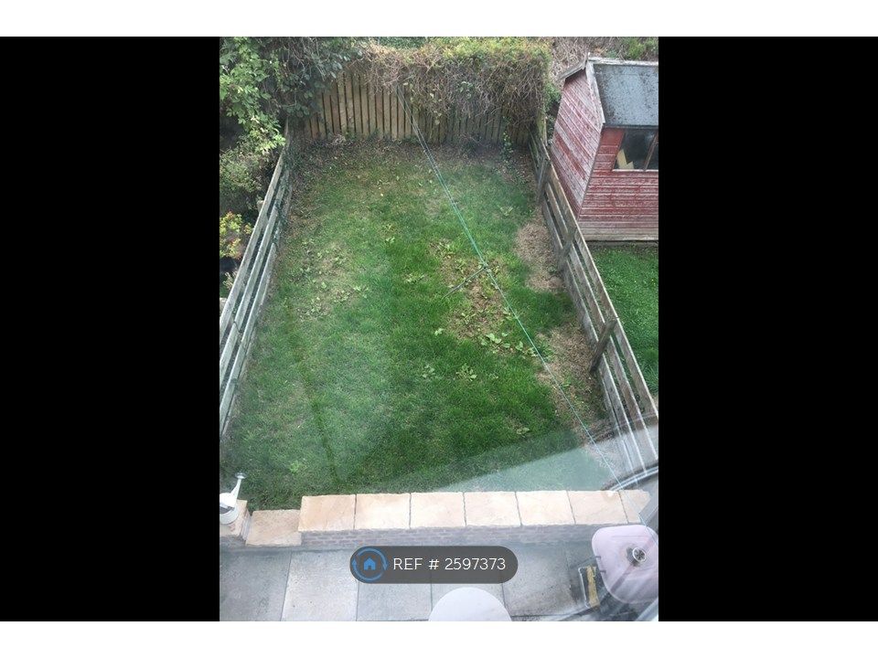 Property photo 2 of 10 Garden