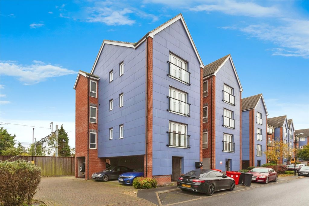 Property photo 1 of 13 Picture No. 18