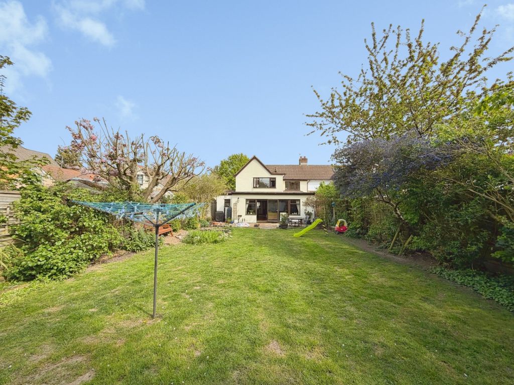 Property photo 2 of 26 5073492