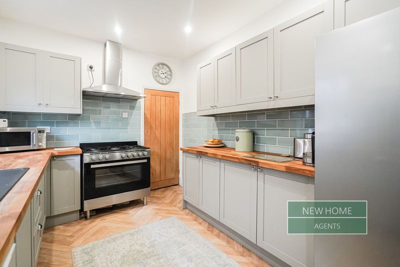 Property photo 2 of 22 Photo 14