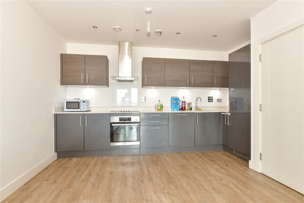 Property photo 3 of 9 Lounge/Diner/ Kitchen